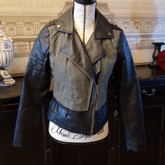 Collection B Jackets & Blazers - NWOT Boutique collection jacket